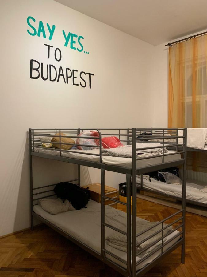 Say Yes Hostel Budapest Exterior photo